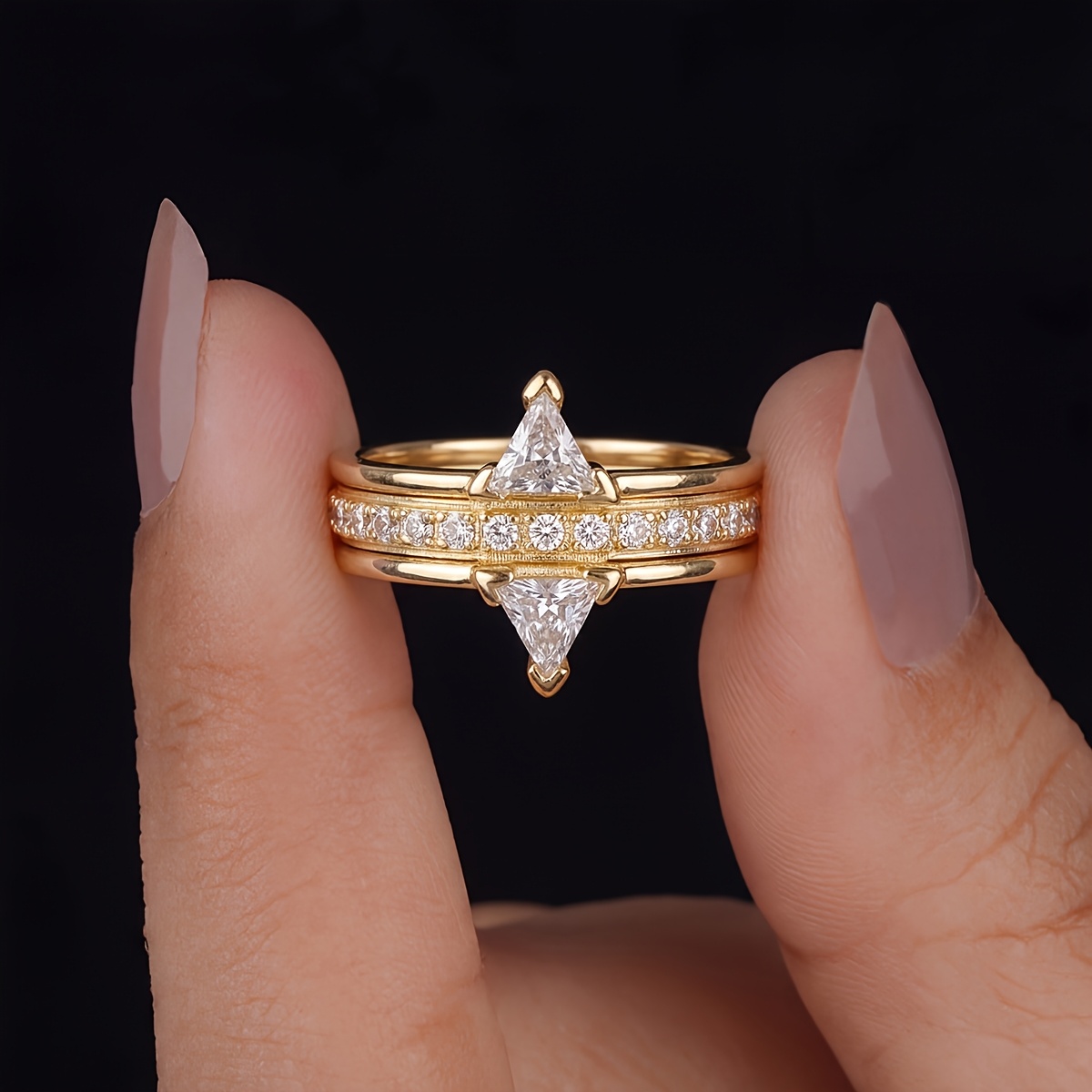 Women's Elegant Triangle Decorative Ring for Travel & Parties